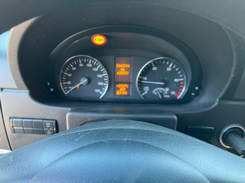 Zakup Mercedes-Benz Sprinter 516 CDI 19 SEATS / AC Mercedes-Benz Sprinter 516 CDI 19 SEATS / AC: slika Zakup Mercedes-Benz Sprinter 516 CDI 19 SEATS / AC Mercedes-Benz Sprinter 516 CDI 19 SEATS / AC