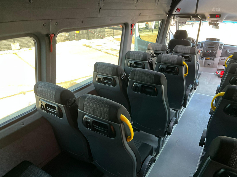 Zakup Mercedes-Benz Sprinter 516 CDI 19 SEATS / AC Mercedes-Benz Sprinter 516 CDI 19 SEATS / AC: slika Zakup Mercedes-Benz Sprinter 516 CDI 19 SEATS / AC Mercedes-Benz Sprinter 516 CDI 19 SEATS / AC
