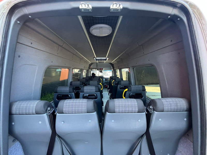 Zakup Mercedes-Benz Sprinter 516 CDI 19 SEATS / AC Mercedes-Benz Sprinter 516 CDI 19 SEATS / AC: slika Zakup Mercedes-Benz Sprinter 516 CDI 19 SEATS / AC Mercedes-Benz Sprinter 516 CDI 19 SEATS / AC