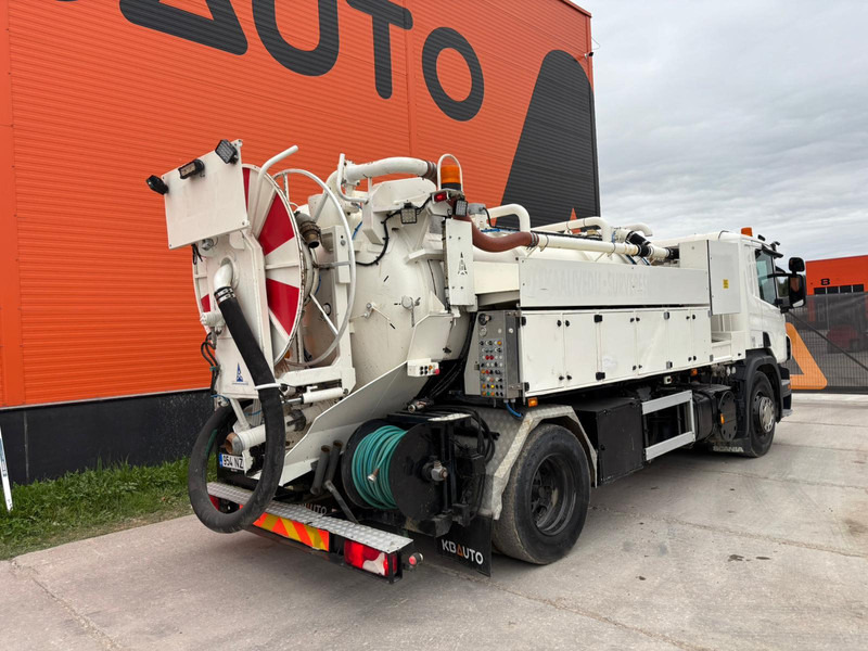Scania P 270 4x2 J. Hvidtved Larsen tank 7000 I / vacuum Gardner Denver / pressure URACA 200 bar / 104 l/min - year 2016 - Vakum kamion: slika Scania P 270 4x2 J. Hvidtved Larsen tank 7000 I / vacuum Gardner Denver / pressure URACA 200 bar / 104 l/min - year 2016 - Vakum kamion Scania P 270 4x2 J. Hvidtved Larsen tank 7000 I / vacuum Gardner Denver / pressure URACA 200 bar / 104 l/min - year 2016 - Vakum kamion: slika Scania P 270 4x2 J. Hvidtved Larsen tank 7000 I / vacuum Gardner Denver / pressure URACA 200 bar / 104 l/min - year 2016 - Vakum kamion