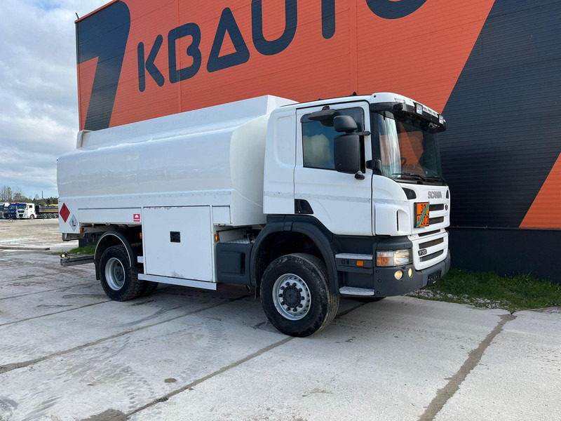 Scania P 360 4x4 TANK 12000 l / ADR - Kamion cisterna: slika Scania P 360 4x4 TANK 12000 l / ADR - Kamion cisterna Scania P 360 4x4 TANK 12000 l / ADR - Kamion cisterna: slika Scania P 360 4x4 TANK 12000 l / ADR - Kamion cisterna