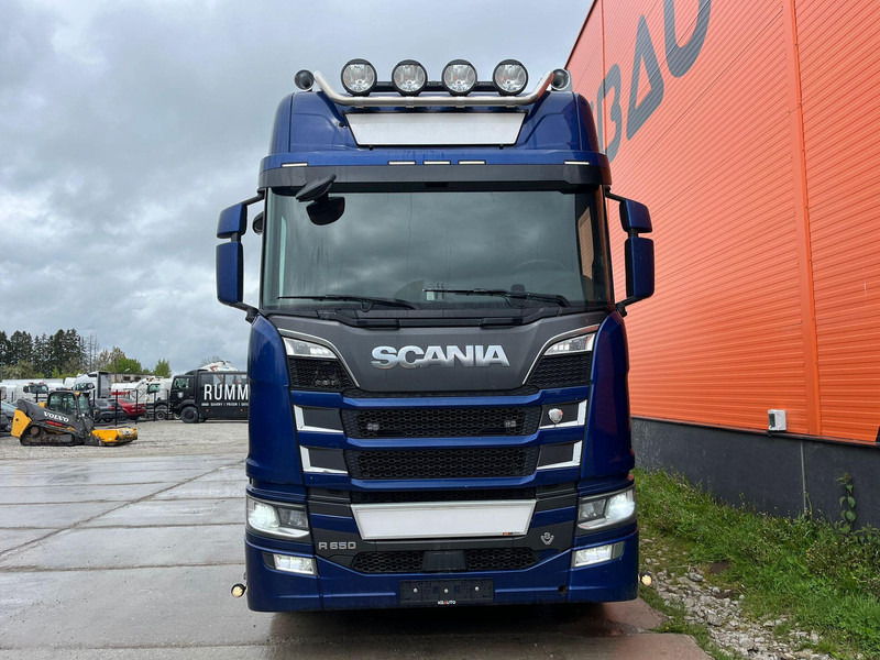 Scania R 650 6x4 PK 24001 / PLATFORM L=6800 mm - Kamion s otvorenim sandukom, Kamion s kranom: slika Scania R 650 6x4 PK 24001 / PLATFORM L=6800 mm - Kamion s otvorenim sandukom, Kamion s kranom Scania R 650 6x4 PK 24001 / PLATFORM L=6800 mm - Kamion s otvorenim sandukom, Kamion s kranom: slika Scania R 650 6x4 PK 24001 / PLATFORM L=6800 mm - Kamion s otvorenim sandukom, Kamion s kranom