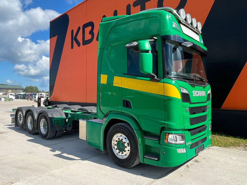 Scania R500 8x4*4 9 TON FRONT AXLE / PTO / RETARDER / CHASSIS L=7420 mm - Kamion-šasija: slika Scania R500 8x4*4 9 TON FRONT AXLE / PTO / RETARDER / CHASSIS L=7420 mm - Kamion-šasija Scania R500 8x4*4 9 TON FRONT AXLE / PTO / RETARDER / CHASSIS L=7420 mm - Kamion-šasija: slika Scania R500 8x4*4 9 TON FRONT AXLE / PTO / RETARDER / CHASSIS L=7420 mm - Kamion-šasija