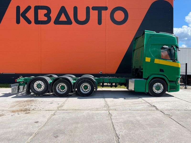 Scania R500 8x4*4 9 TON FRONT AXLE / PTO / RETARDER / CHASSIS L=7420 mm - Kamion-šasija: slika Scania R500 8x4*4 9 TON FRONT AXLE / PTO / RETARDER / CHASSIS L=7420 mm - Kamion-šasija Scania R500 8x4*4 9 TON FRONT AXLE / PTO / RETARDER / CHASSIS L=7420 mm - Kamion-šasija: slika Scania R500 8x4*4 9 TON FRONT AXLE / PTO / RETARDER / CHASSIS L=7420 mm - Kamion-šasija