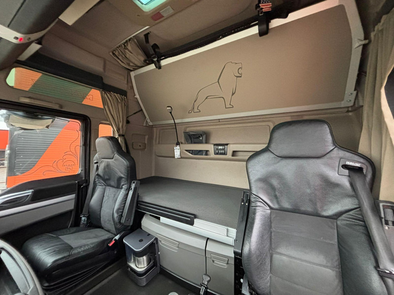 Zakup MAN TGX 28.500 6x2 XXL CAB / INTARDER / DOUBLE BOGIE MAN TGX 28.500 6x2 XXL CAB / INTARDER / DOUBLE BOGIE: slika Zakup MAN TGX 28.500 6x2 XXL CAB / INTARDER / DOUBLE BOGIE MAN TGX 28.500 6x2 XXL CAB / INTARDER / DOUBLE BOGIE Zakup MAN TGX 28.500 6x2 XXL CAB / INTARDER / DOUBLE BOGIE MAN TGX 28.500 6x2 XXL CAB / INTARDER / DOUBLE BOGIE: slika Zakup MAN TGX 28.500 6x2 XXL CAB / INTARDER / DOUBLE BOGIE MAN TGX 28.500 6x2 XXL CAB / INTARDER / DOUBLE BOGIE