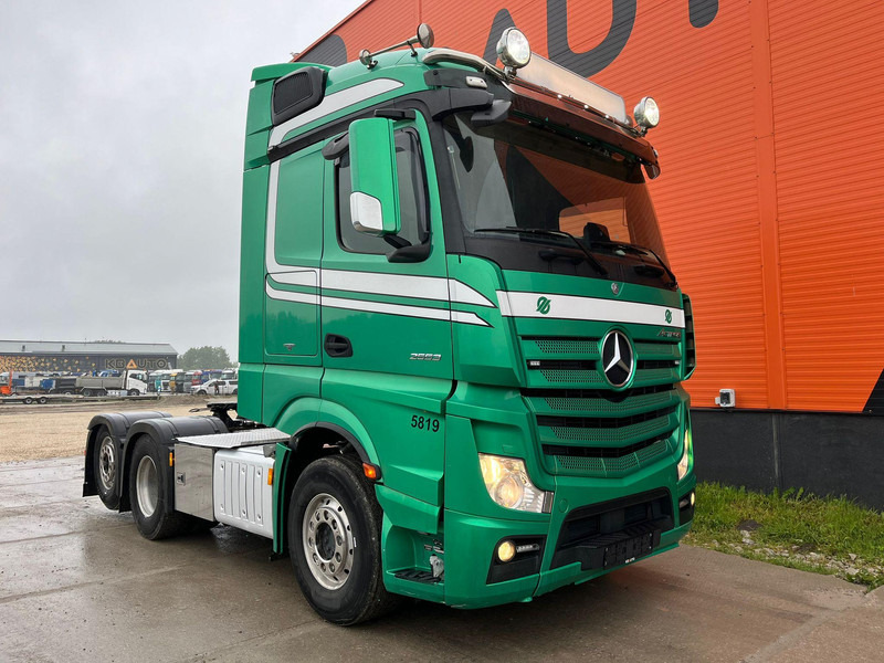 Mercedes-Benz Actros 2553 6x2 STREAMSPACE / RETARDER / PTO - Tegljač: slika Mercedes-Benz Actros 2553 6x2 STREAMSPACE / RETARDER / PTO - Tegljač Mercedes-Benz Actros 2553 6x2 STREAMSPACE / RETARDER / PTO - Tegljač: slika Mercedes-Benz Actros 2553 6x2 STREAMSPACE / RETARDER / PTO - Tegljač