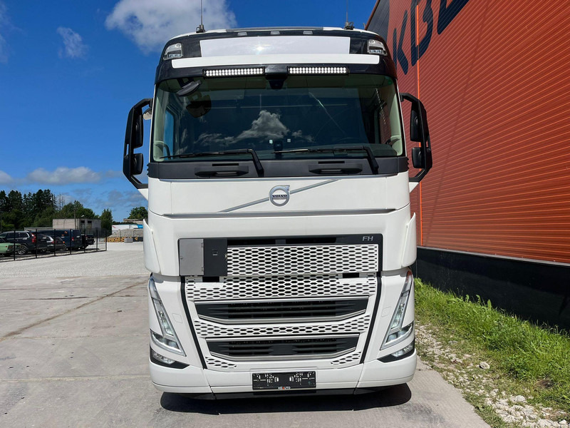 Volvo FH 500 6x2 GLOBE XL / RETARDER / DOUBLE BOGIE - Tegljač: slika Volvo FH 500 6x2 GLOBE XL / RETARDER / DOUBLE BOGIE - Tegljač Volvo FH 500 6x2 GLOBE XL / RETARDER / DOUBLE BOGIE - Tegljač: slika Volvo FH 500 6x2 GLOBE XL / RETARDER / DOUBLE BOGIE - Tegljač