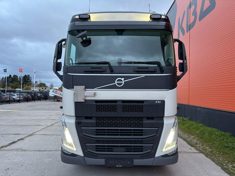 Volvo FH 500 6x4 ADR - Tegljač: slika Volvo FH 500 6x4 ADR - Tegljač Volvo FH 500 6x4 ADR - Tegljač: slika Volvo FH 500 6x4 ADR - Tegljač