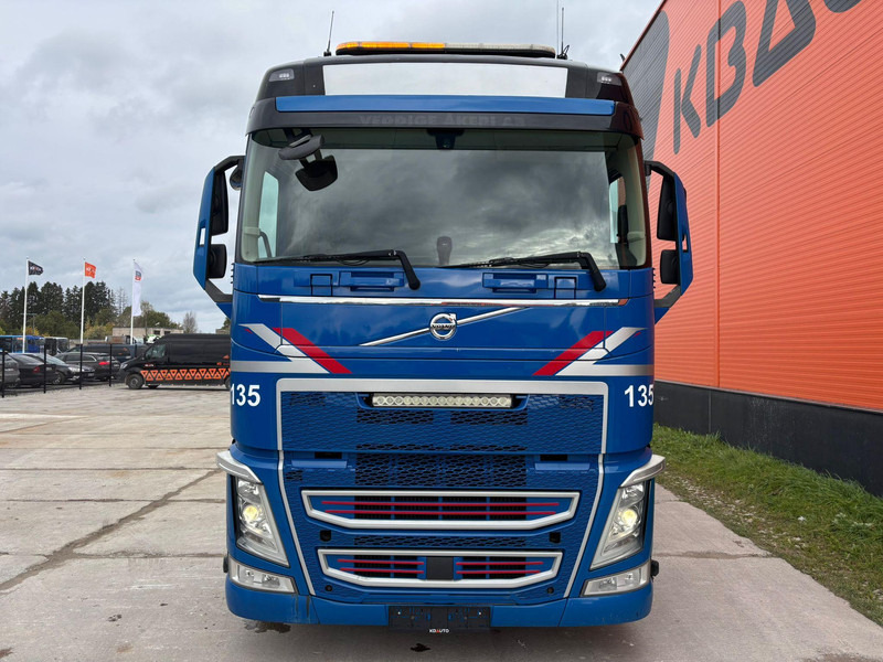 Volvo FH 500 8x4*4 GCW 70 ton / PTO - Tegljač: slika Volvo FH 500 8x4*4 GCW 70 ton / PTO - Tegljač Volvo FH 500 8x4*4 GCW 70 ton / PTO - Tegljač: slika Volvo FH 500 8x4*4 GCW 70 ton / PTO - Tegljač