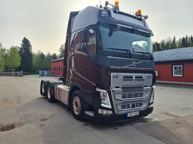 Volvo FH 540 6x4 GCW 100 ton / GLOBE XL / HYDRAULICS / TANDEM AXLE LIFT / HUB REDUCTION - Tegljač: slika Volvo FH 540 6x4 GCW 100 ton / GLOBE XL / HYDRAULICS / TANDEM AXLE LIFT / HUB REDUCTION - Tegljač Volvo FH 540 6x4 GCW 100 ton / GLOBE XL / HYDRAULICS / TANDEM AXLE LIFT / HUB REDUCTION - Tegljač: slika Volvo FH 540 6x4 GCW 100 ton / GLOBE XL / HYDRAULICS / TANDEM AXLE LIFT / HUB REDUCTION - Tegljač