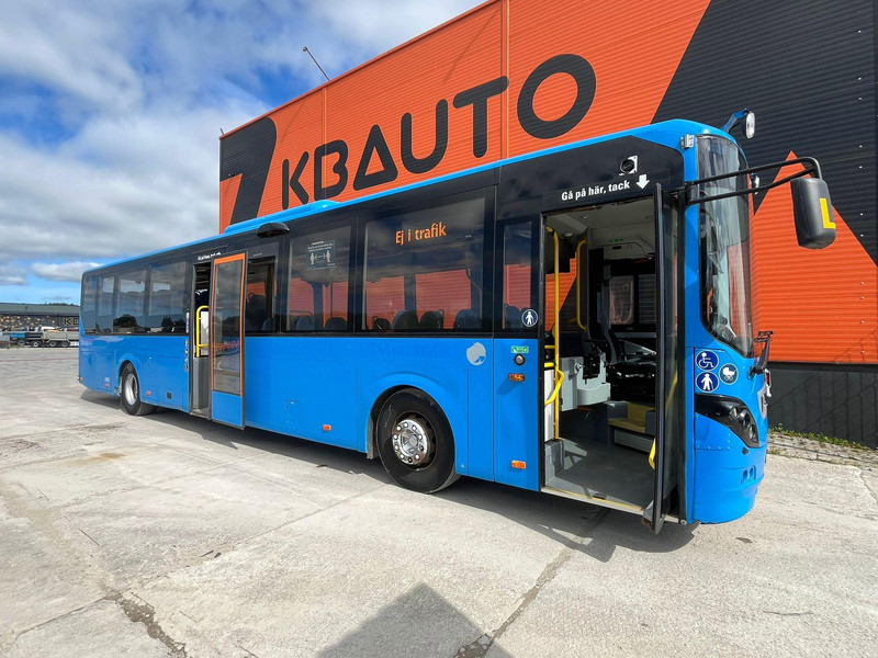 Volvo B7RLE 8900 46 SEATS / AC / - Gradski autobus: slika Volvo B7RLE 8900 46 SEATS / AC / - Gradski autobus Volvo B7RLE 8900 46 SEATS / AC / - Gradski autobus: slika Volvo B7RLE 8900 46 SEATS / AC / - Gradski autobus