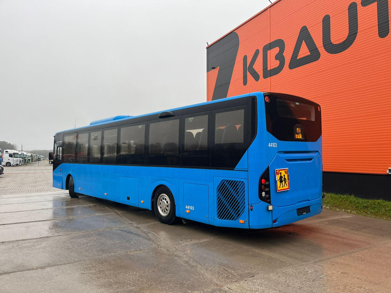Volvo B7RLE 8900 4x2 48 SEATS + 28 STANDING / AC / AUXILIARY HEATER / WHEELCHAIR RAMP - Prigradski autobus: slika Volvo B7RLE 8900 4x2 48 SEATS + 28 STANDING / AC / AUXILIARY HEATER / WHEELCHAIR RAMP - Prigradski autobus Volvo B7RLE 8900 4x2 48 SEATS + 28 STANDING / AC / AUXILIARY HEATER / WHEELCHAIR RAMP - Prigradski autobus: slika Volvo B7RLE 8900 4x2 48 SEATS + 28 STANDING / AC / AUXILIARY HEATER / WHEELCHAIR RAMP - Prigradski autobus