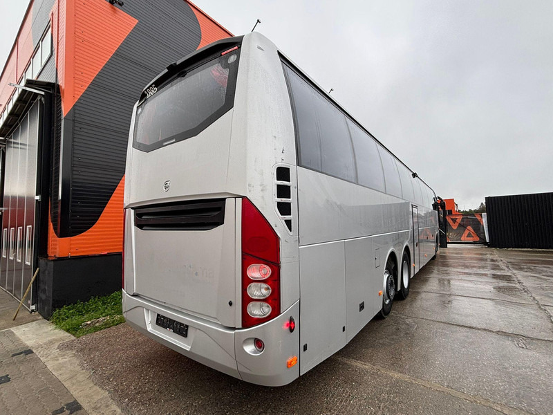 Turistički autobus Volvo B8R 9700 H 6x2*4 61 +1 SEATS / AC / AUXILIARY HEATER / WC: slika Turistički autobus Volvo B8R 9700 H 6x2*4 61 +1 SEATS / AC / AUXILIARY HEATER / WC
