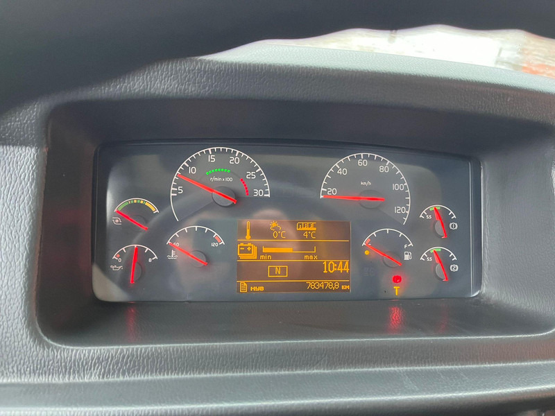 Gradski autobus Volvo BRLH 7700 HYBRID 4x2 2 UNITS AVAILABLE / EURO EEV / AC / AUXILIARY HEATING: slika Gradski autobus Volvo BRLH 7700 HYBRID 4x2 2 UNITS AVAILABLE / EURO EEV / AC / AUXILIARY HEATING