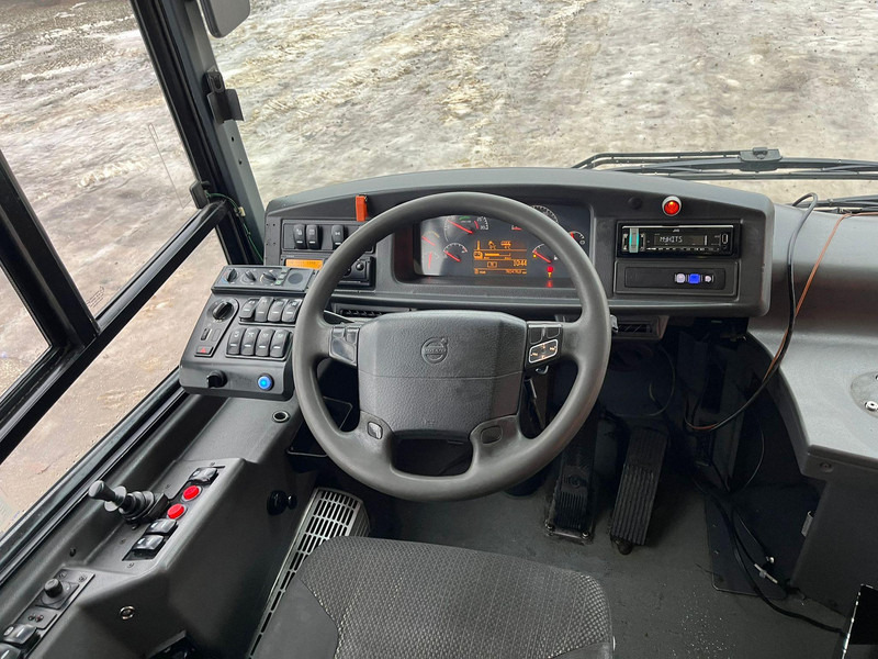 Interior photo 1: Gradski autobus Volvo BRLH 7700 HYBRID 4x2 2 UNITS AVAILABLE / EURO EEV / AC / AUXILIARY HEATING