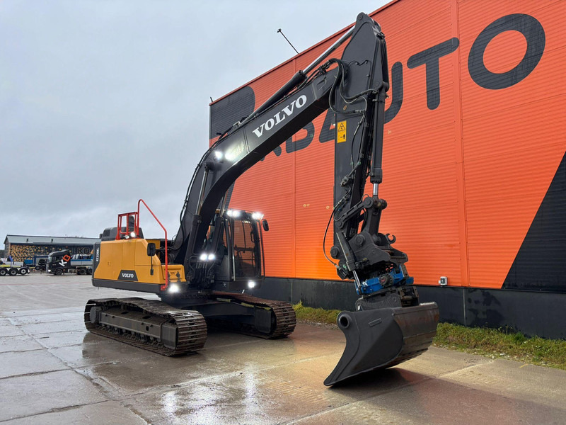 Volvo EC 220 EL ROTOTILT / CENTRAL LUBRICATION / AC / WEBASTO - Bager gusjeničar: slika Volvo EC 220 EL ROTOTILT / CENTRAL LUBRICATION / AC / WEBASTO - Bager gusjeničar Volvo EC 220 EL ROTOTILT / CENTRAL LUBRICATION / AC / WEBASTO - Bager gusjeničar: slika Volvo EC 220 EL ROTOTILT / CENTRAL LUBRICATION / AC / WEBASTO - Bager gusjeničar