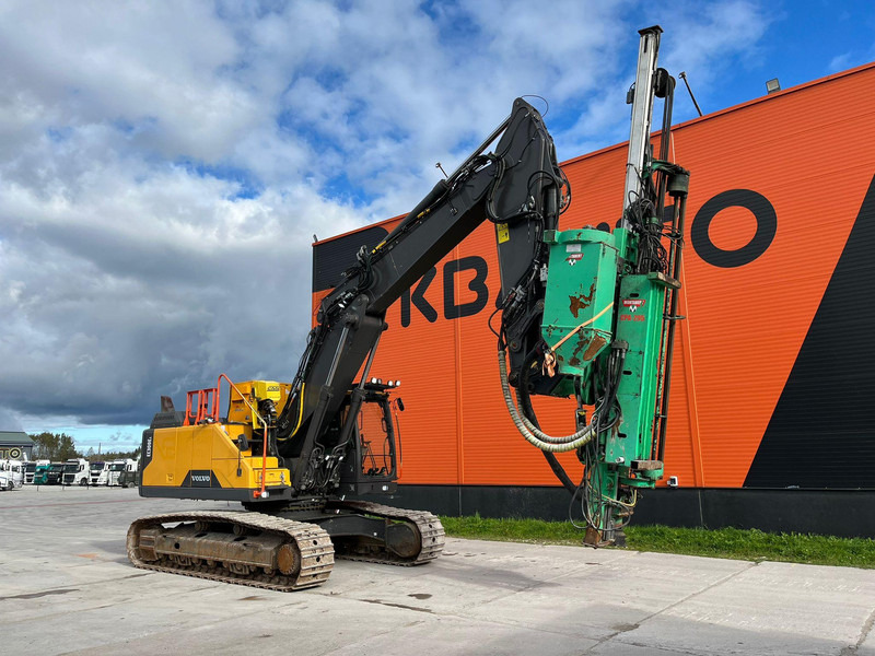 Volvo EC 300 E WITH MONTABERT CPA 295 DRILL PRICE 123900.- - Bager gusjeničar: slika Volvo EC 300 E WITH MONTABERT CPA 295 DRILL PRICE 123900.- - Bager gusjeničar Volvo EC 300 E WITH MONTABERT CPA 295 DRILL PRICE 123900.- - Bager gusjeničar: slika Volvo EC 300 E WITH MONTABERT CPA 295 DRILL PRICE 123900.- - Bager gusjeničar