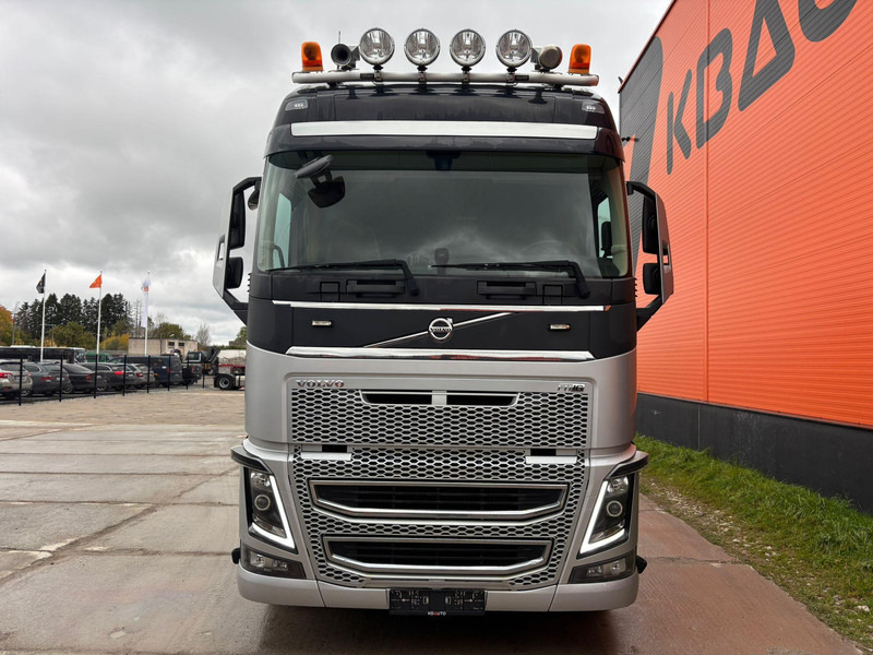 Volvo FH 16 650 8x4*4 PALFINGER PK 33002 EH / PLATFORM L=6779 mm - Kamion s otvorenim sandukom, Kamion s kranom: slika Volvo FH 16 650 8x4*4 PALFINGER PK 33002 EH / PLATFORM L=6779 mm - Kamion s otvorenim sandukom, Kamion s kranom Volvo FH 16 650 8x4*4 PALFINGER PK 33002 EH / PLATFORM L=6779 mm - Kamion s otvorenim sandukom, Kamion s kranom: slika Volvo FH 16 650 8x4*4 PALFINGER PK 33002 EH / PLATFORM L=6779 mm - Kamion s otvorenim sandukom, Kamion s kranom