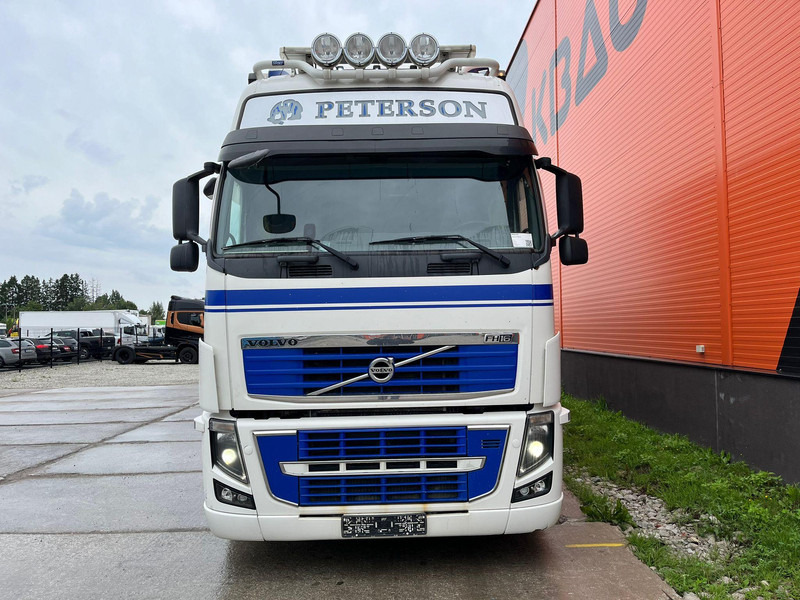 Volvo FH 16 700 6x2 GLOBE XXL / RETARDER / BIG AXLE - Kamion-šasija: slika Volvo FH 16 700 6x2 GLOBE XXL / RETARDER / BIG AXLE - Kamion-šasija Volvo FH 16 700 6x2 GLOBE XXL / RETARDER / BIG AXLE - Kamion-šasija: slika Volvo FH 16 700 6x2 GLOBE XXL / RETARDER / BIG AXLE - Kamion-šasija