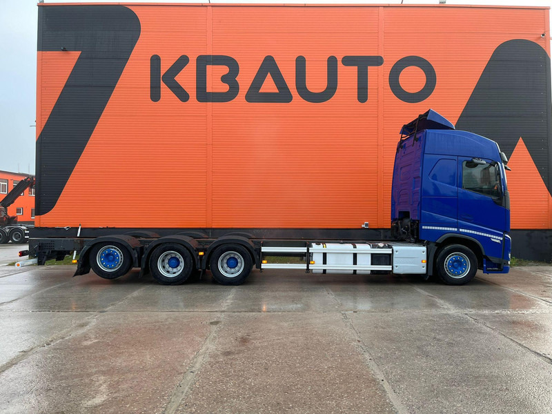 Volvo FH 500 8x4*4 CHASSIS L=9398mm - Kamion-šasija: slika Volvo FH 500 8x4*4 CHASSIS L=9398mm - Kamion-šasija Volvo FH 500 8x4*4 CHASSIS L=9398mm - Kamion-šasija: slika Volvo FH 500 8x4*4 CHASSIS L=9398mm - Kamion-šasija