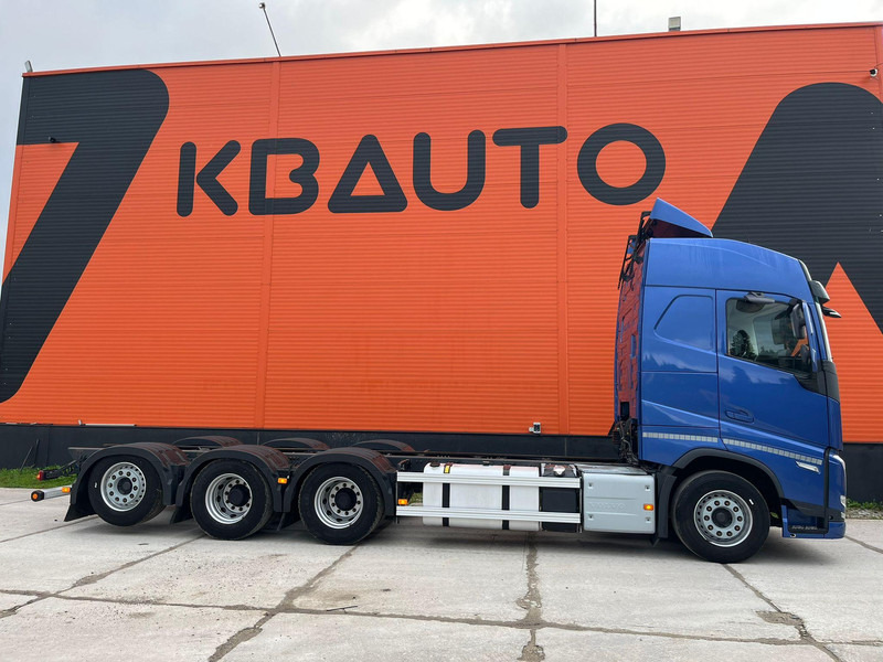 Volvo FH 500 8x4*4 GLOBE XL / RETARDER / CHASSIS L=7589 mm - Kamion-šasija: slika Volvo FH 500 8x4*4 GLOBE XL / RETARDER / CHASSIS L=7589 mm - Kamion-šasija Volvo FH 500 8x4*4 GLOBE XL / RETARDER / CHASSIS L=7589 mm - Kamion-šasija: slika Volvo FH 500 8x4*4 GLOBE XL / RETARDER / CHASSIS L=7589 mm - Kamion-šasija