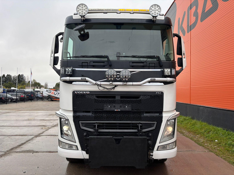Volvo FH 540 6x4 RETARDER / TANDEM AXLE LIFT / SNOWPLOW EQUIPMENT / BOX L = 4473 mm - Kiper: slika Volvo FH 540 6x4 RETARDER / TANDEM AXLE LIFT / SNOWPLOW EQUIPMENT / BOX L = 4473 mm - Kiper Volvo FH 540 6x4 RETARDER / TANDEM AXLE LIFT / SNOWPLOW EQUIPMENT / BOX L = 4473 mm - Kiper: slika Volvo FH 540 6x4 RETARDER / TANDEM AXLE LIFT / SNOWPLOW EQUIPMENT / BOX L = 4473 mm - Kiper