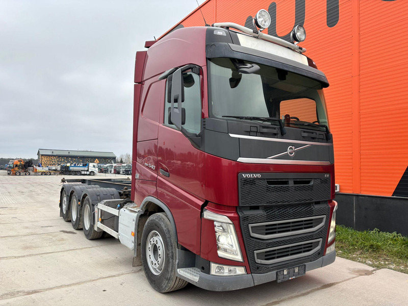 Volvo FH 540 8x4*4 CHASSIS L=6124 mm - Kamion-šasija: slika Volvo FH 540 8x4*4 CHASSIS L=6124 mm - Kamion-šasija Volvo FH 540 8x4*4 CHASSIS L=6124 mm - Kamion-šasija: slika Volvo FH 540 8x4*4 CHASSIS L=6124 mm - Kamion-šasija
