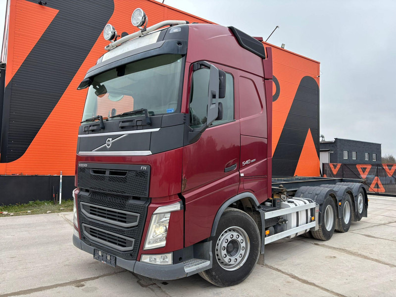 Volvo FH 540 8x4*4 CHASSIS L=6124 mm - Kamion-šasija: slika Volvo FH 540 8x4*4 CHASSIS L=6124 mm - Kamion-šasija Volvo FH 540 8x4*4 CHASSIS L=6124 mm - Kamion-šasija: slika Volvo FH 540 8x4*4 CHASSIS L=6124 mm - Kamion-šasija