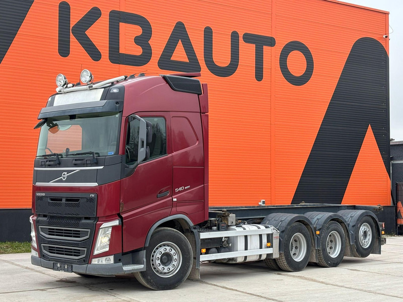 Volvo FH 540 8x4*4 CHASSIS L=6124 mm - Kamion-šasija: slika Volvo FH 540 8x4*4 CHASSIS L=6124 mm - Kamion-šasija Volvo FH 540 8x4*4 CHASSIS L=6124 mm - Kamion-šasija: slika Volvo FH 540 8x4*4 CHASSIS L=6124 mm - Kamion-šasija