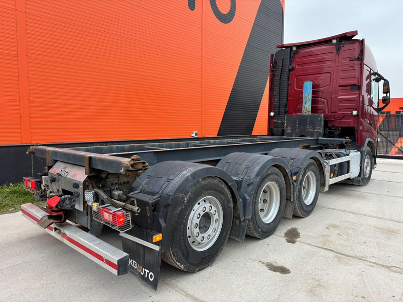 Volvo FH 540 8x4*4 CHASSIS L=6124 mm - Kamion-šasija: slika Volvo FH 540 8x4*4 CHASSIS L=6124 mm - Kamion-šasija Volvo FH 540 8x4*4 CHASSIS L=6124 mm - Kamion-šasija: slika Volvo FH 540 8x4*4 CHASSIS L=6124 mm - Kamion-šasija