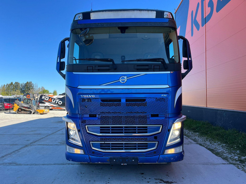 Volvo FH 540 8x4/4 - Kamion šumar, Kamion s kranom: slika Volvo FH 540 8x4/4 - Kamion šumar, Kamion s kranom Volvo FH 540 8x4/4 - Kamion šumar, Kamion s kranom: slika Volvo FH 540 8x4/4 - Kamion šumar, Kamion s kranom