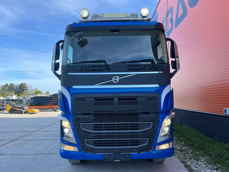 Volvo FH 540 8x4 TANDEM AXLE LIFT / BIG AXLES / BOX L=5712 mm - Kiper: slika Volvo FH 540 8x4 TANDEM AXLE LIFT / BIG AXLES / BOX L=5712 mm - Kiper Volvo FH 540 8x4 TANDEM AXLE LIFT / BIG AXLES / BOX L=5712 mm - Kiper: slika Volvo FH 540 8x4 TANDEM AXLE LIFT / BIG AXLES / BOX L=5712 mm - Kiper