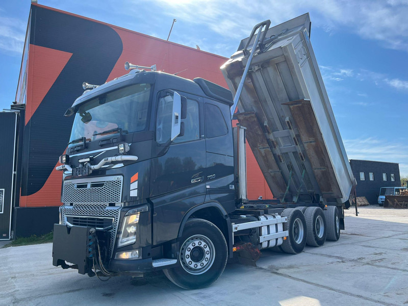 Volvo FH 750 8x4*4 UNDERBODY SCRAPER / RETARDER / BOX L=5940 mm - Kiper: slika Volvo FH 750 8x4*4 UNDERBODY SCRAPER / RETARDER / BOX L=5940 mm - Kiper Volvo FH 750 8x4*4 UNDERBODY SCRAPER / RETARDER / BOX L=5940 mm - Kiper: slika Volvo FH 750 8x4*4 UNDERBODY SCRAPER / RETARDER / BOX L=5940 mm - Kiper