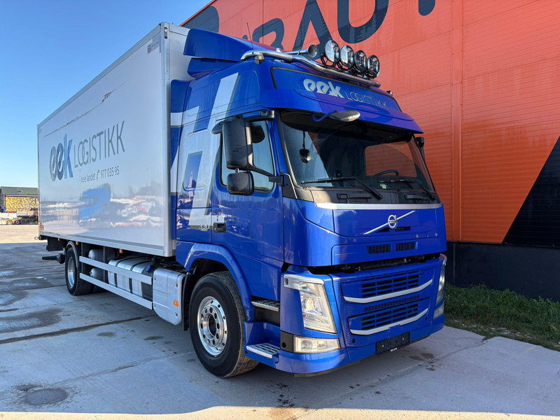 Volvo FM 330 4x2 BOX L=7608 mm - Kamion sandučar: slika Volvo FM 330 4x2 BOX L=7608 mm - Kamion sandučar Volvo FM 330 4x2 BOX L=7608 mm - Kamion sandučar: slika Volvo FM 330 4x2 BOX L=7608 mm - Kamion sandučar