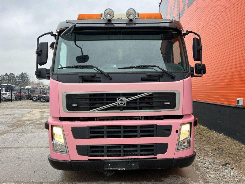 Volvo FM 330 6x2 TANK 14000 l / VACUUM JUROP PR 200 - Vakum kamion: slika Volvo FM 330 6x2 TANK 14000 l / VACUUM JUROP PR 200 - Vakum kamion Volvo FM 330 6x2 TANK 14000 l / VACUUM JUROP PR 200 - Vakum kamion: slika Volvo FM 330 6x2 TANK 14000 l / VACUUM JUROP PR 200 - Vakum kamion