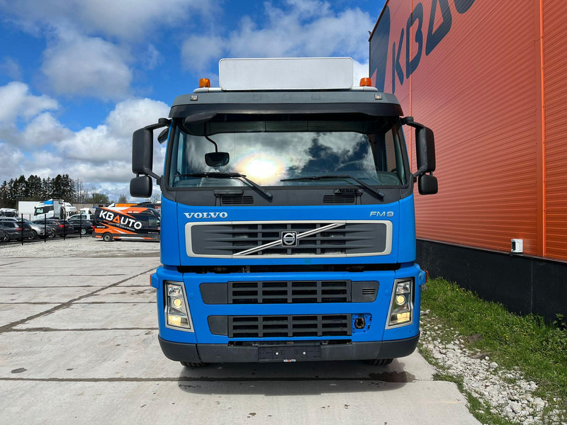 Volvo FM 9 300 6x2*4 HIAB 085D-3 / PLATFORM L=6320 mm - Kamion s otvorenim sandukom, Kamion s kranom: slika Volvo FM 9 300 6x2*4 HIAB 085D-3 / PLATFORM L=6320 mm - Kamion s otvorenim sandukom, Kamion s kranom Volvo FM 9 300 6x2*4 HIAB 085D-3 / PLATFORM L=6320 mm - Kamion s otvorenim sandukom, Kamion s kranom: slika Volvo FM 9 300 6x2*4 HIAB 085D-3 / PLATFORM L=6320 mm - Kamion s otvorenim sandukom, Kamion s kranom
