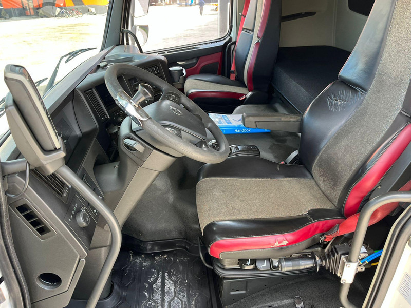 Kamion s kukastom dizalicom Volvo FMX 460 8x4*4 JOAB L 24 ton / L=5750 mm: slika Kamion s kukastom dizalicom Volvo FMX 460 8x4*4 JOAB L 24 ton / L=5750 mm