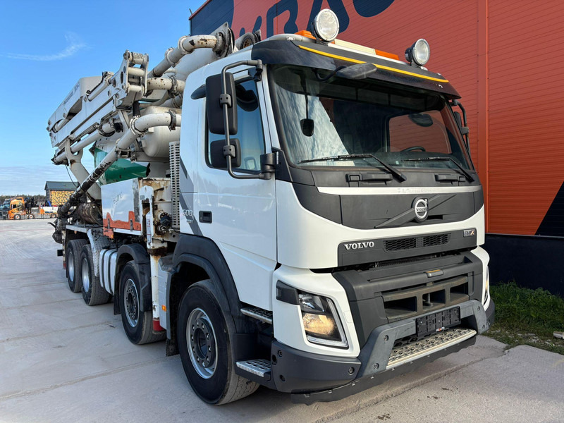 Volvo FMX 500 8x4 PUMI 24-3 - 24 m - 2303 hours / 7 m3 / FULL STEEL - Automješalica: slika Volvo FMX 500 8x4 PUMI 24-3 - 24 m - 2303 hours / 7 m3 / FULL STEEL - Automješalica Volvo FMX 500 8x4 PUMI 24-3 - 24 m - 2303 hours / 7 m3 / FULL STEEL - Automješalica: slika Volvo FMX 500 8x4 PUMI 24-3 - 24 m - 2303 hours / 7 m3 / FULL STEEL - Automješalica
