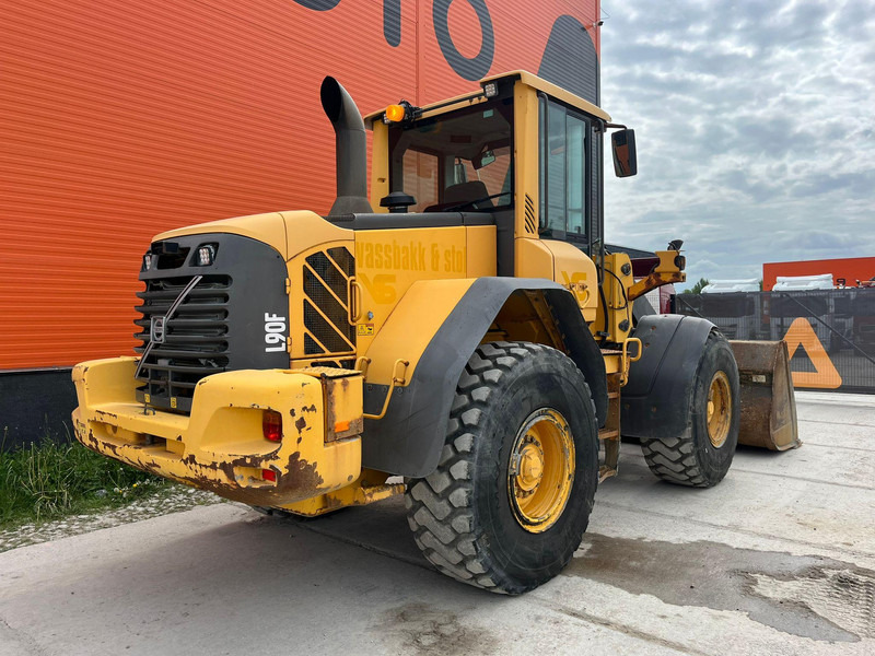 Utovarivač na kotačima Volvo L 90 F 4x4 CENTRAL LUBRICATION / AC: slika Utovarivač na kotačima Volvo L 90 F 4x4 CENTRAL LUBRICATION / AC