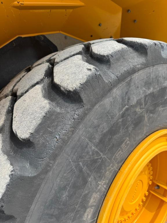 Zglobni istovarivač Volvo A30G: slika Zglobni istovarivač Volvo A30G