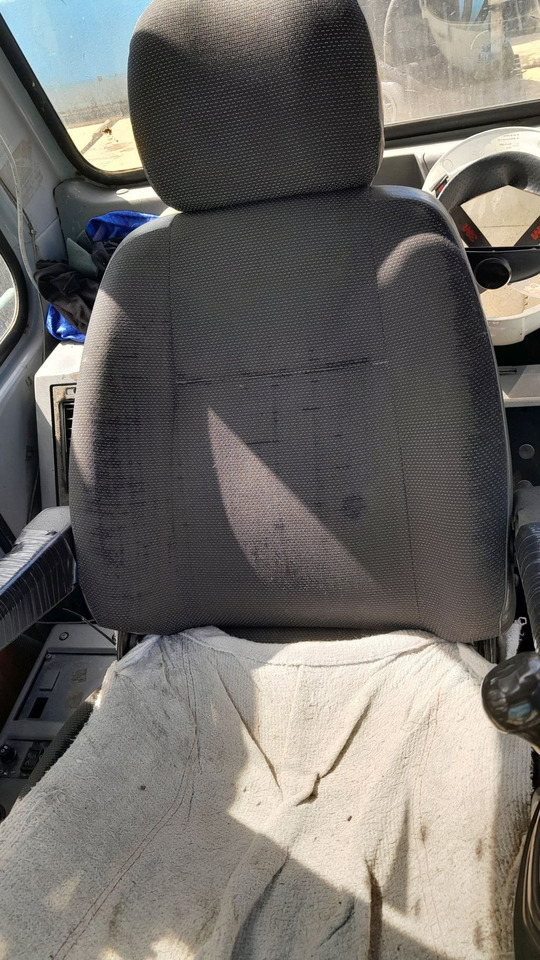 Bager gusjeničar KOBELCO SK430LCIII - zasięg 21 m: slika Bager gusjeničar KOBELCO SK430LCIII - zasięg 21 m Bager gusjeničar KOBELCO SK430LCIII - zasięg 21 m: slika Bager gusjeničar KOBELCO SK430LCIII - zasięg 21 m