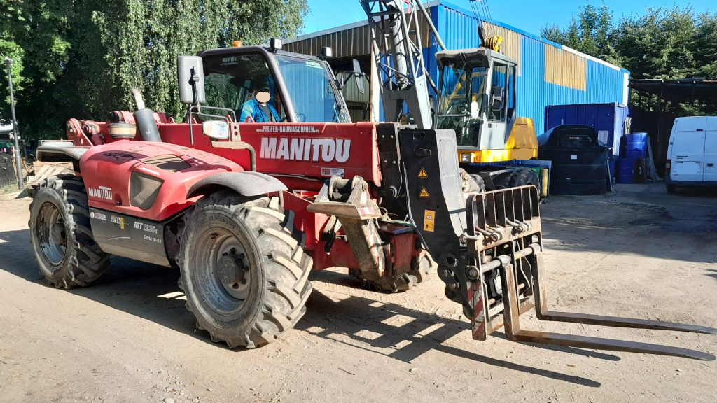 MANITOU MT 1235S - Teleskopski utovarivač na kotačima: slika MANITOU MT 1235S - Teleskopski utovarivač na kotačima MANITOU MT 1235S - Teleskopski utovarivač na kotačima: slika MANITOU MT 1235S - Teleskopski utovarivač na kotačima