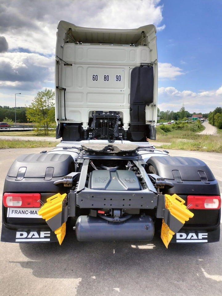 Tegljač DAF XF 480: slika Tegljač DAF XF 480