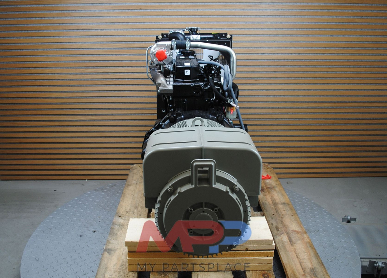 Mitsubishi Open Aggregaat set 20KVA Set Mitsubsihi S4L2-T met Leroy somer - Motor: slika Mitsubishi Open Aggregaat set 20KVA Set Mitsubsihi S4L2-T met Leroy somer - Motor Mitsubishi Open Aggregaat set 20KVA Set Mitsubsihi S4L2-T met Leroy somer - Motor: slika Mitsubishi Open Aggregaat set 20KVA Set Mitsubsihi S4L2-T met Leroy somer - Motor