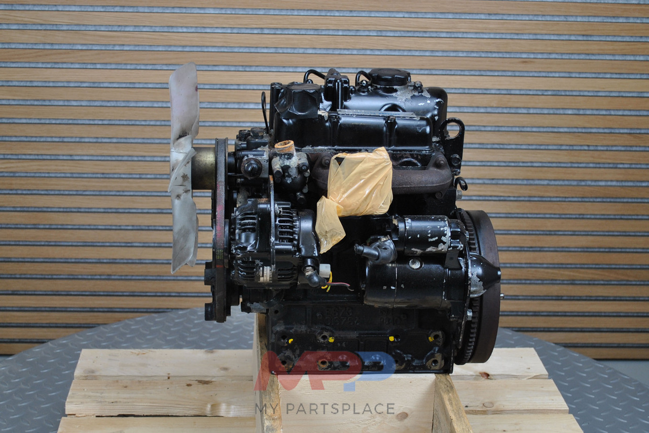 Shibaura E673 - Motor za Traktor: slika Shibaura E673 - Motor za Traktor Shibaura E673 - Motor za Traktor: slika Shibaura E673 - Motor za Traktor
