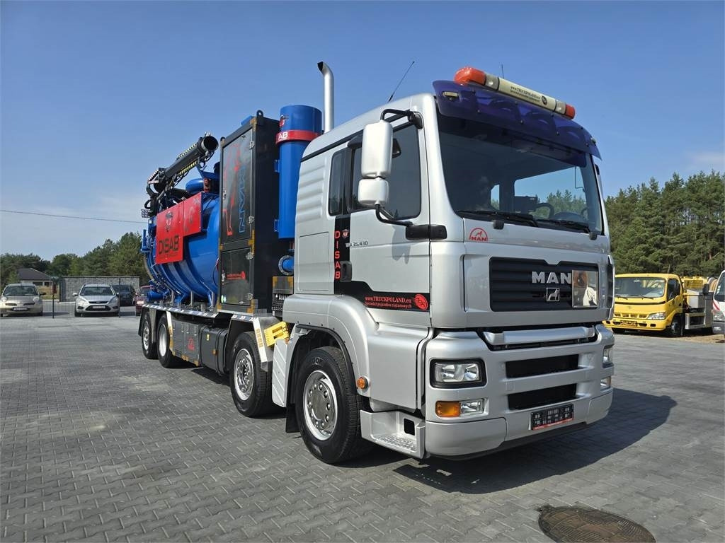 MAN Disab Centurion P210/9 ADR Vacuum suction-blowing - Vakum kamion: slika MAN Disab Centurion P210/9 ADR Vacuum suction-blowing - Vakum kamion MAN Disab Centurion P210/9 ADR Vacuum suction-blowing - Vakum kamion: slika MAN Disab Centurion P210/9 ADR Vacuum suction-blowing - Vakum kamion