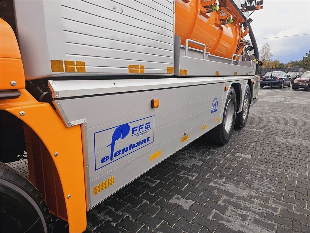 Vakum kamion MAN FFG ELEPHANT WUKO COMBI FOR DUCT CLEANING: slika Vakum kamion MAN FFG ELEPHANT WUKO COMBI FOR DUCT CLEANING