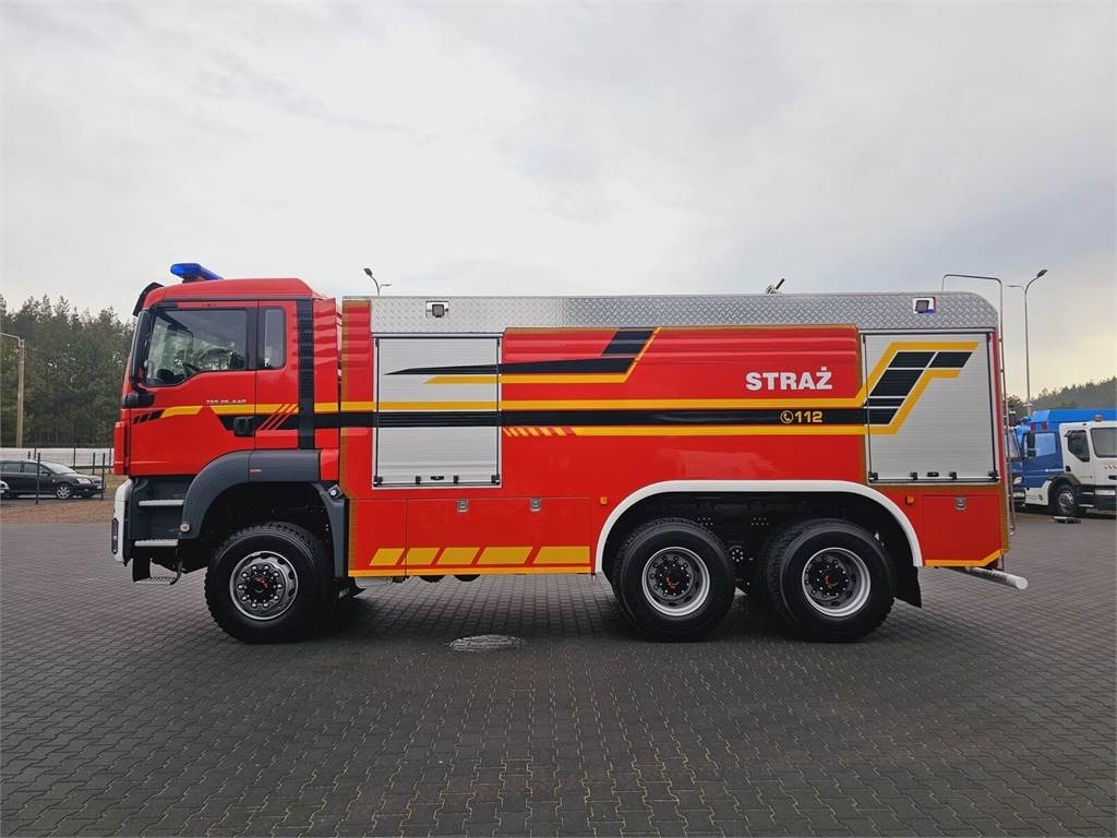 MAN TGS 26.440 6x6 9500 l water + 950 foam Stolarczyk - Vatrogasno vozilo: slika MAN TGS 26.440 6x6 9500 l water + 950 foam Stolarczyk - Vatrogasno vozilo MAN TGS 26.440 6x6 9500 l water + 950 foam Stolarczyk - Vatrogasno vozilo: slika MAN TGS 26.440 6x6 9500 l water + 950 foam Stolarczyk - Vatrogasno vozilo