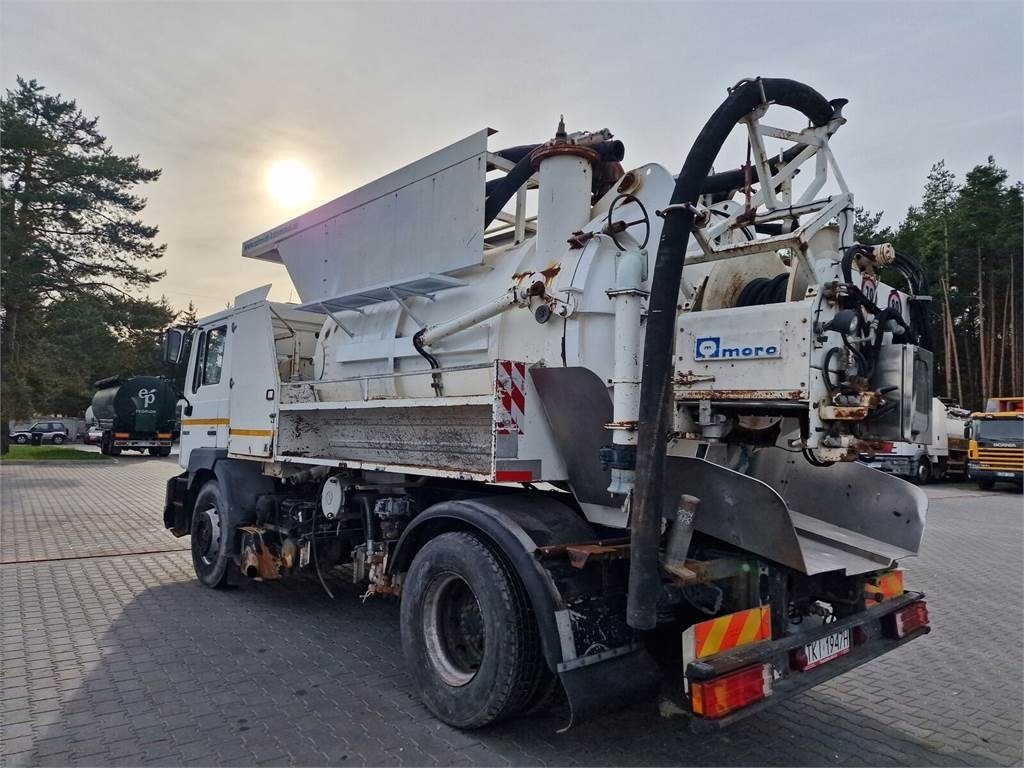 MAN WUKO MORO KOMBI FOR CHANNEL CLEANING  - Vakum kamion: slika MAN WUKO MORO KOMBI FOR CHANNEL CLEANING  - Vakum kamion MAN WUKO MORO KOMBI FOR CHANNEL CLEANING  - Vakum kamion: slika MAN WUKO MORO KOMBI FOR CHANNEL CLEANING  - Vakum kamion