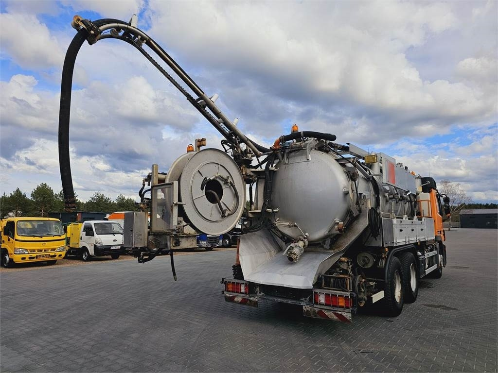 Mercedes-Benz WUKO KROLL COMBI FOR SEWER CLEANING - Vakum kamion: slika Mercedes-Benz WUKO KROLL COMBI FOR SEWER CLEANING - Vakum kamion Mercedes-Benz WUKO KROLL COMBI FOR SEWER CLEANING - Vakum kamion: slika Mercedes-Benz WUKO KROLL COMBI FOR SEWER CLEANING - Vakum kamion